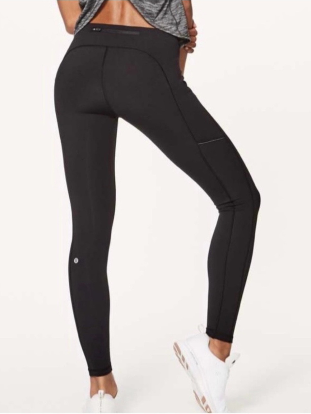 Lululemon Speed Up Tight *Full-On Luxtreme 28" Black Size 2